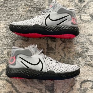 Nike KD Trey viii Grey/Black/Red